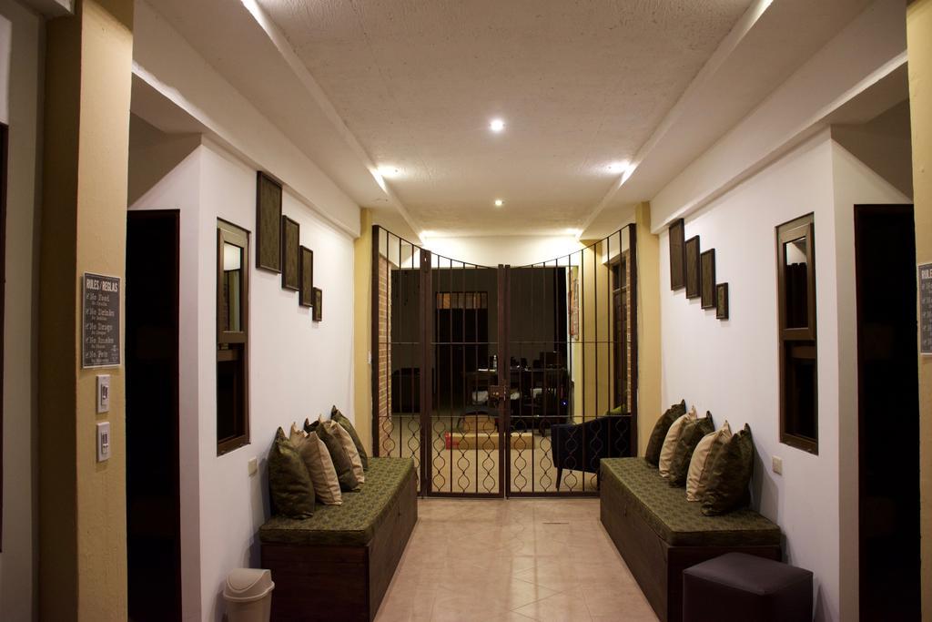 Antigua Hostel アンティグア・グアテマラ エクステリア 写真
